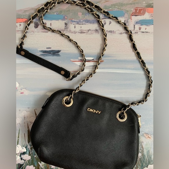 DKNY 2014 Crossbody Goldtone Black Leather Purse - Picture 3 of 16